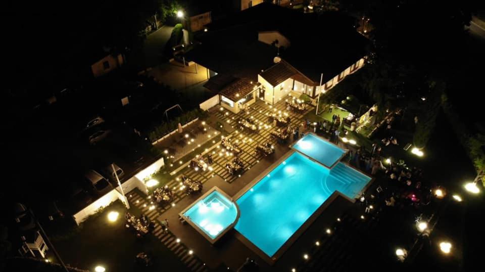 Hotel Antica Stazione Chiaramonte Gulfi Exterior foto