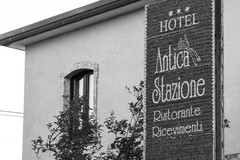 Hotel Antica Stazione Chiaramonte Gulfi Exterior foto